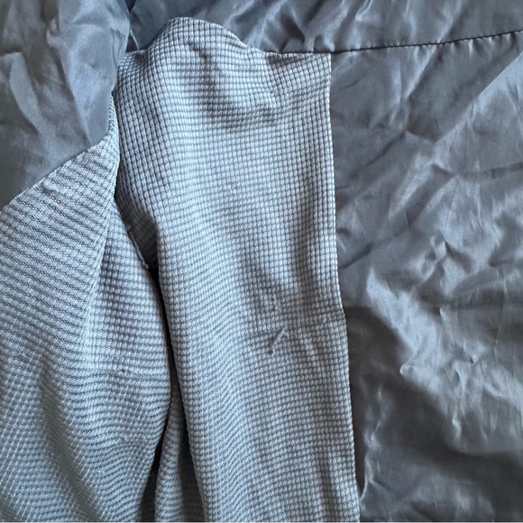 Marmot Hooded Rain Jacket Womens XS Purple Wind Breaker Waterproof Light Pockets - Picture 15 of 16